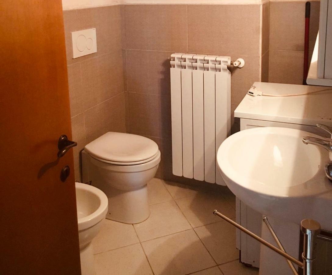 Appartamento Bilocale in centro con giardino Tagliacozzo Esterno foto